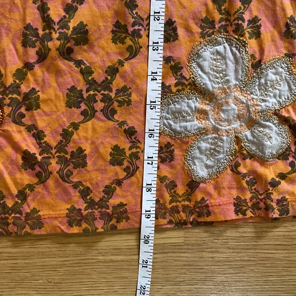 Vintage Inner Child LS tee shirt with embroidered flowers - Picture 6 of 8